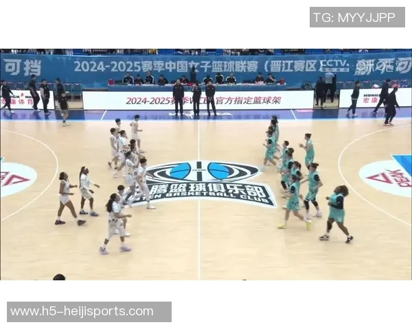 广东女篮以94分的精彩表现夺得比赛胜利展现强大实力和团队合作精神